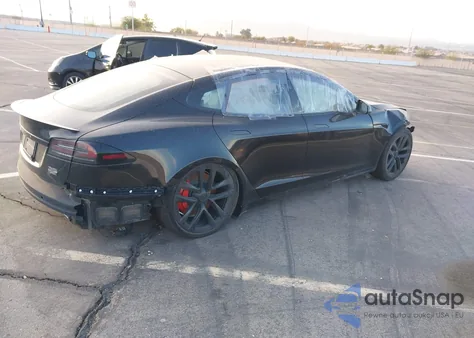 2023 Tesla Model S Plaid Tri Motor All-Wheel Drive z USA, uszkodzony, nr VIN 5YJSA1E68PF505546
